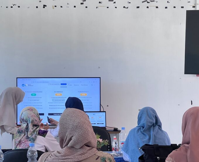 Rapat Pembahasan Hasil Raport Pendidikan