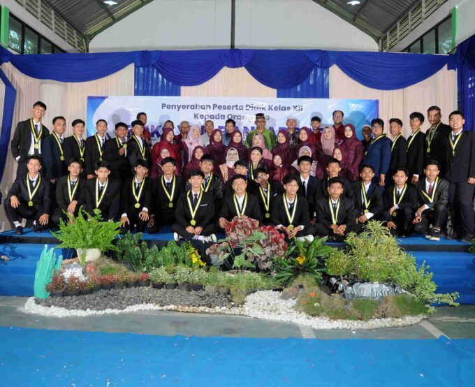 Perpisahan dan Pengukuhan Siswa-Siswi SMKS YPK Banjarbaru T.A 2024/2025